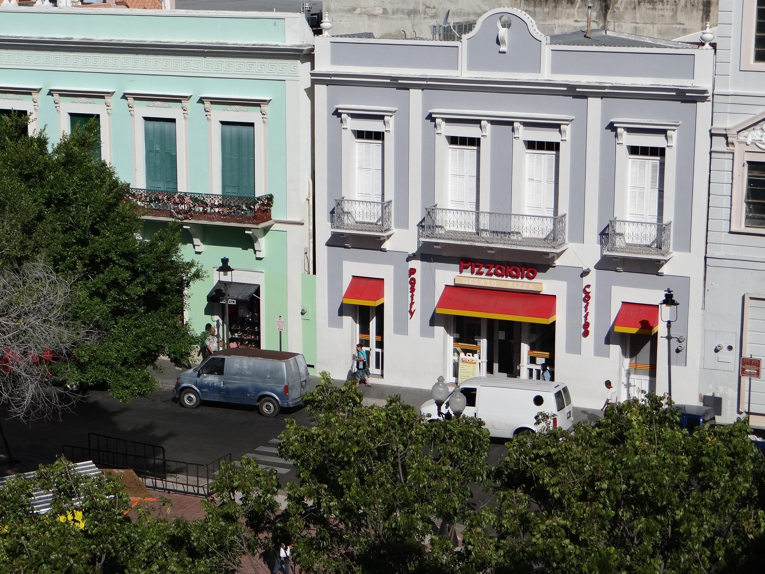 Edificio en calle Isabel-Muñoz Rivera - Ponce - 2014
